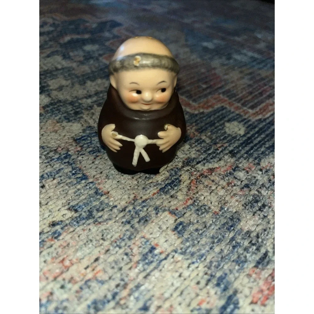 Goebel Friar Tuck Sugar Bowl & Salt/Pepper Shaker 1950 From Germany